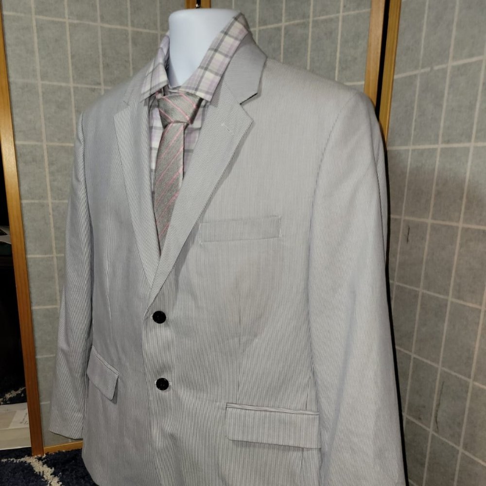 N NAUTICA SUIT GRAY